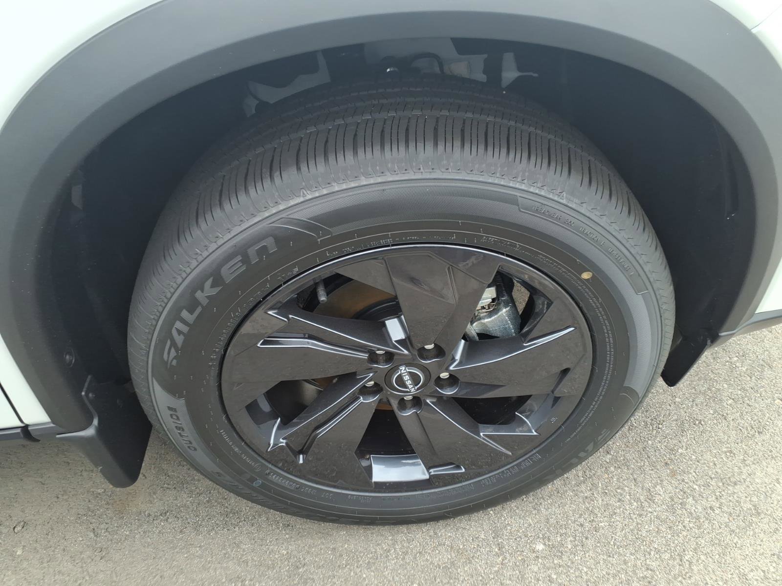New 2026 Nissan Rogue SV FWD image 5