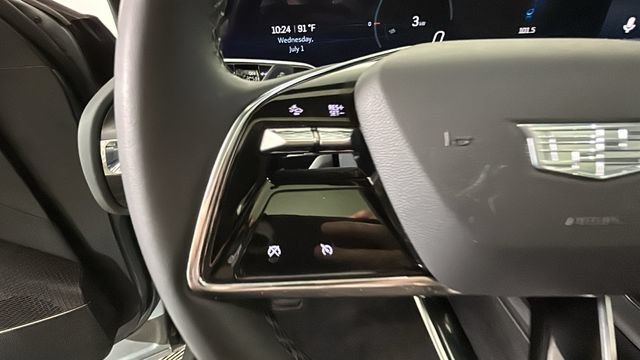 Used 2024 Cadillac Lyriq Tech RWD image 15