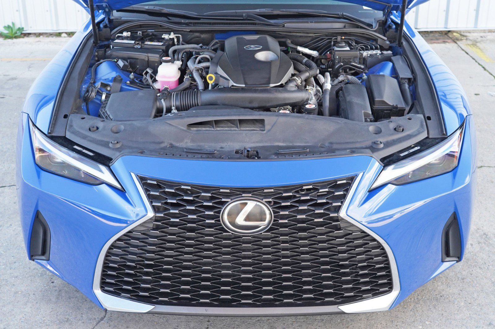 Used 2022 Lexus IS 300 w/ Accessory Package RWD image 7
