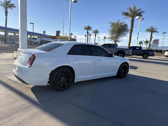 Used 2020 Chrysler 300 S RWD image 4