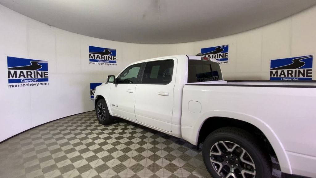 Used 2025 RAM 1500 Laramie AWD/4WD image 8