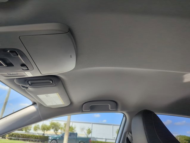 Used 2024 Toyota Camry SE image 15