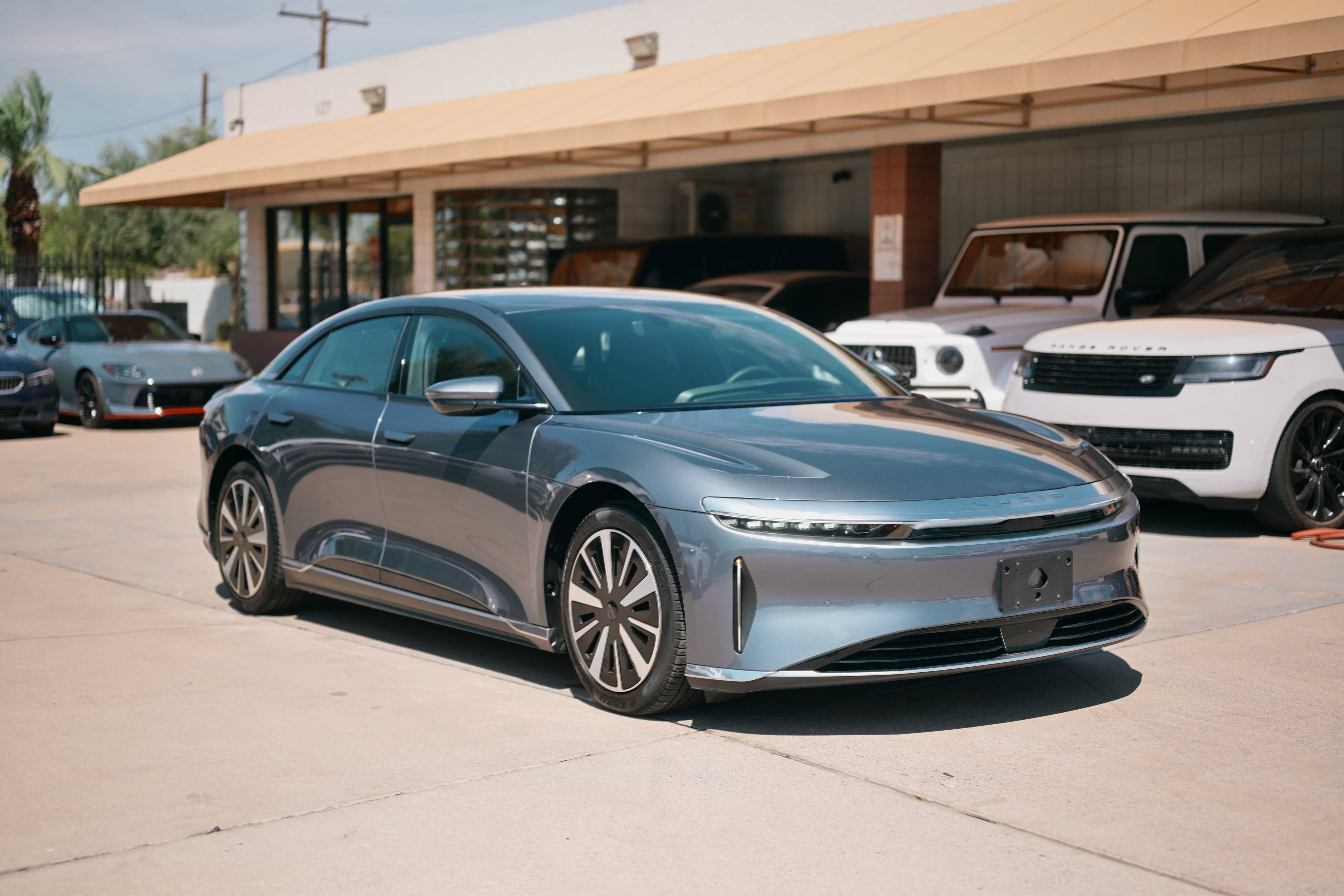 Used 2024 Lucid Air Pure RWD image 2