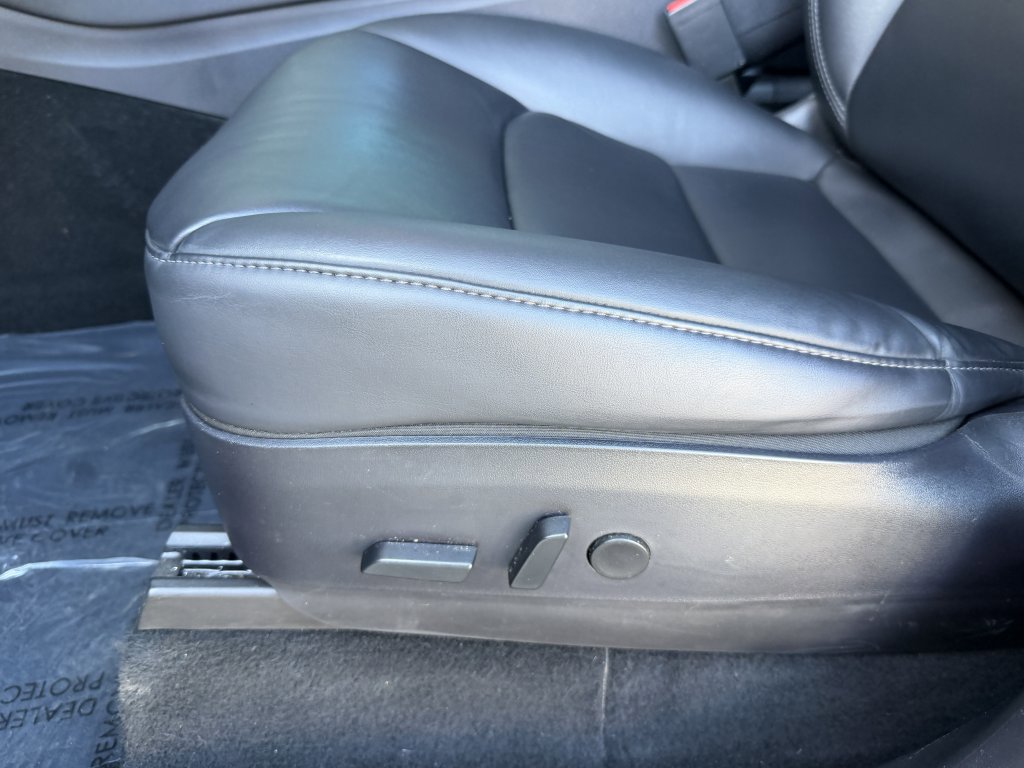 Used 2020 Tesla Model Y Long Range image 31