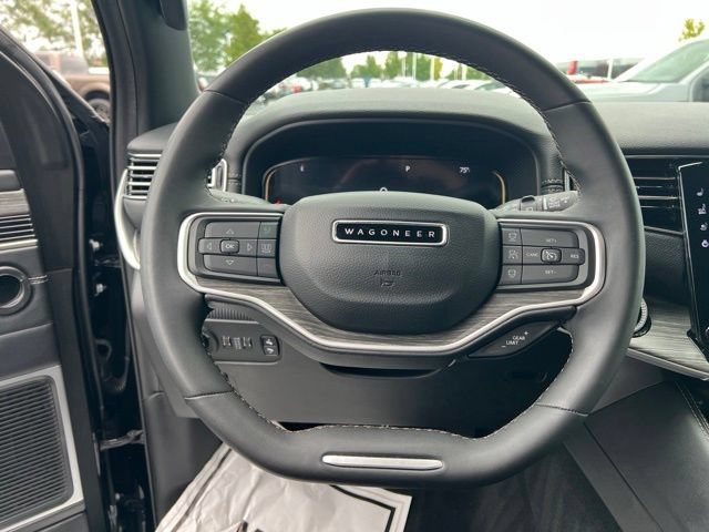 Used 2024 Jeep Wagoneer L Series II w/ Flexible Seating Group AWD/4WD image 13