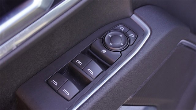 Used 2025 GMC Sierra 1500 SLE image 20