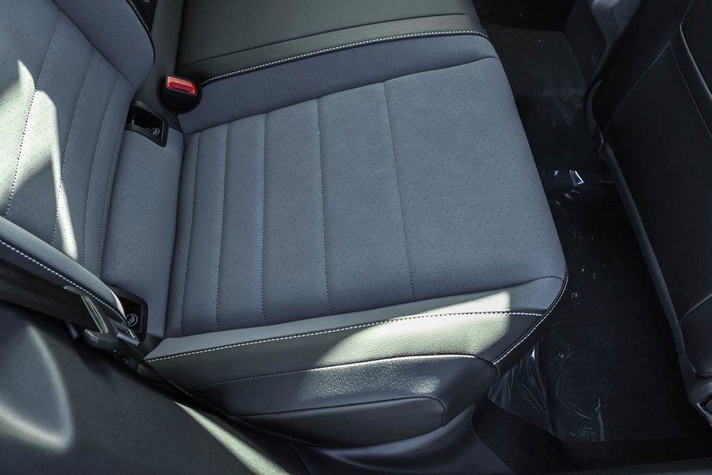 New 2026 Volkswagen Jetta SE image 40