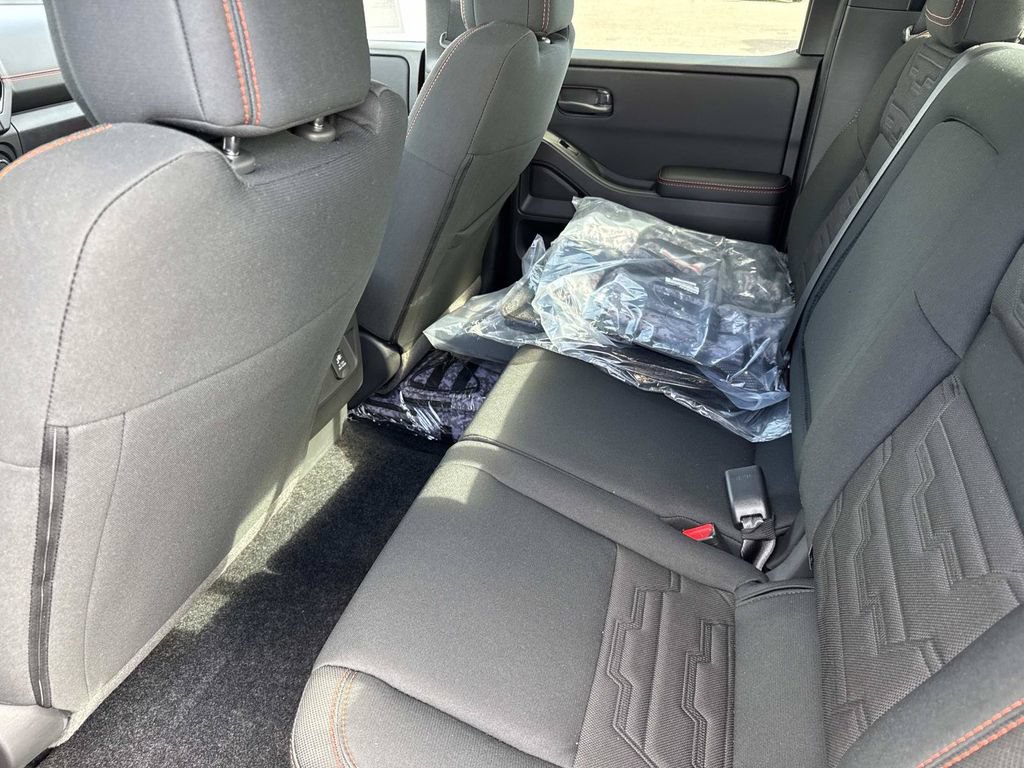 New 2026 Nissan Frontier PRO-4X w/ Pro-4x Convenience Package AWD/4WD image 13