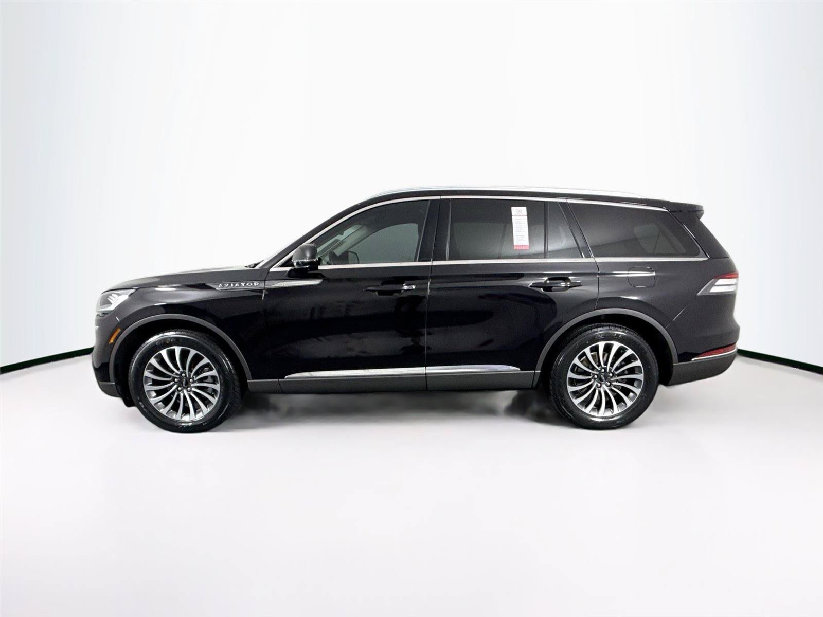 Used 2022 Lincoln Aviator Reserve AWD/4WD image 14