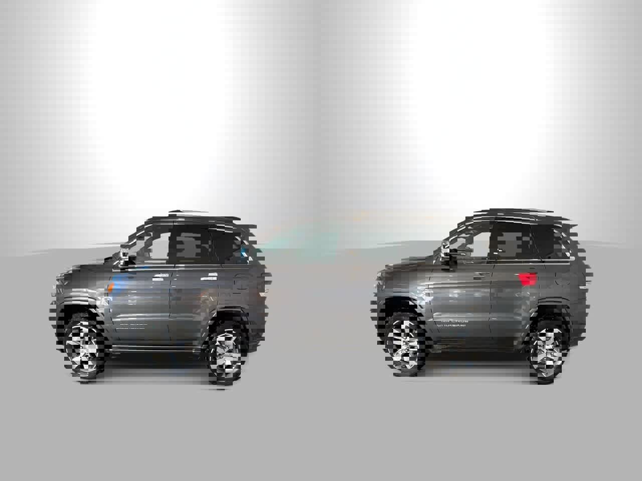 Used 2015 Jeep Grand Cherokee Overland image 5