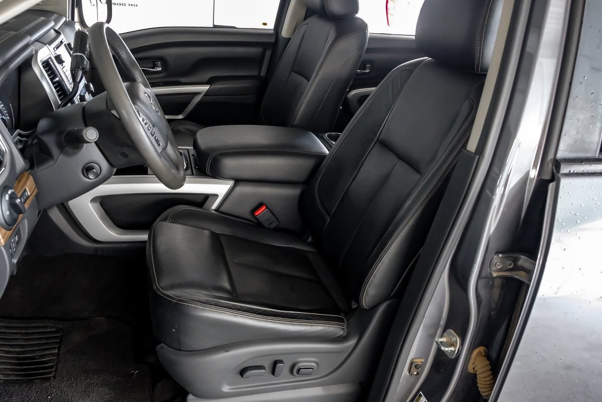 Used 2017 Nissan Titan SL AWD/4WD image 29