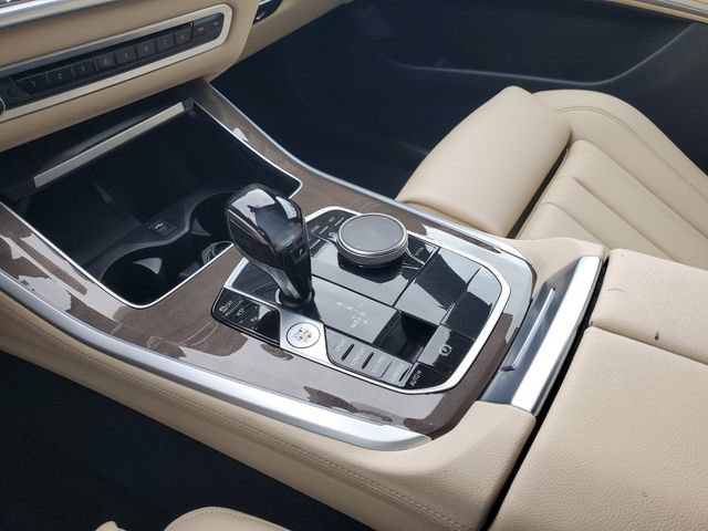 Used 2022 BMW X5 sDrive40i w/ Premium Package RWD image 28