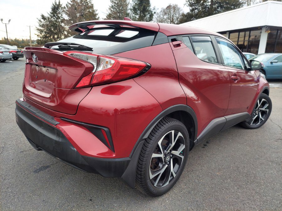 Used 2018 Toyota C-HR image 4