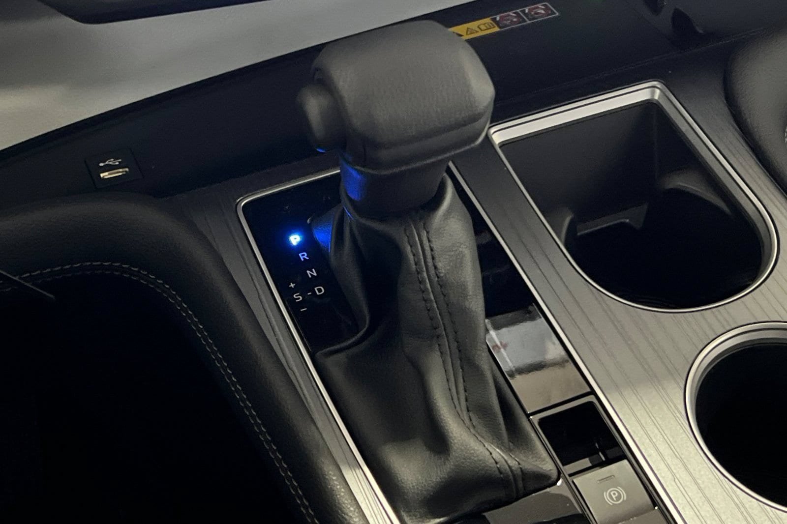 New 2026 Toyota Sienna LE FWD image 24
