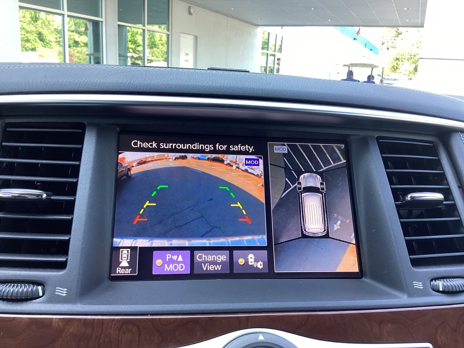 Used 2019 INFINITI QX80 Luxe w/ Proassist Package image 18