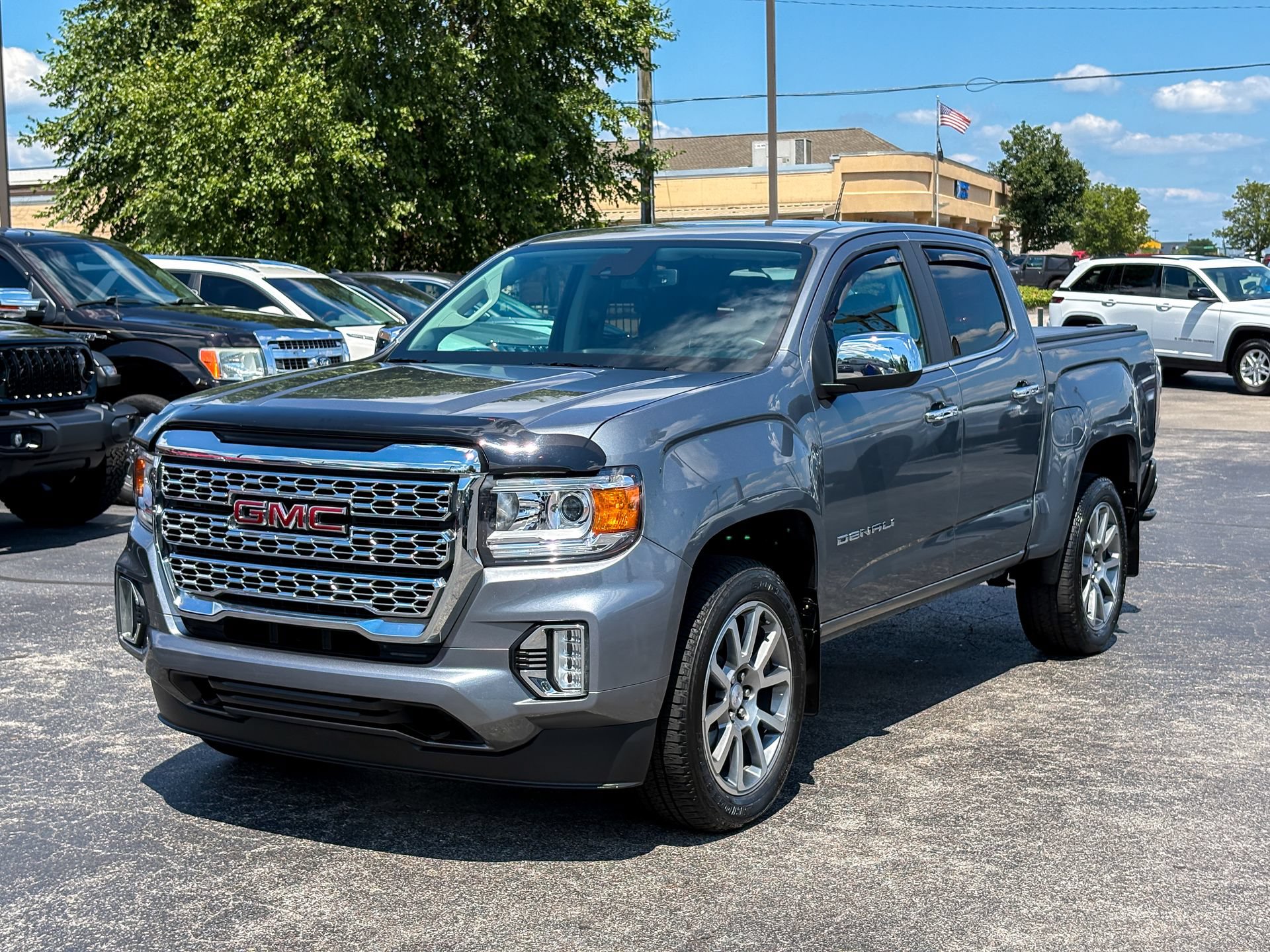 Used 2022 GMC Canyon Denali AWD/4WD image 5