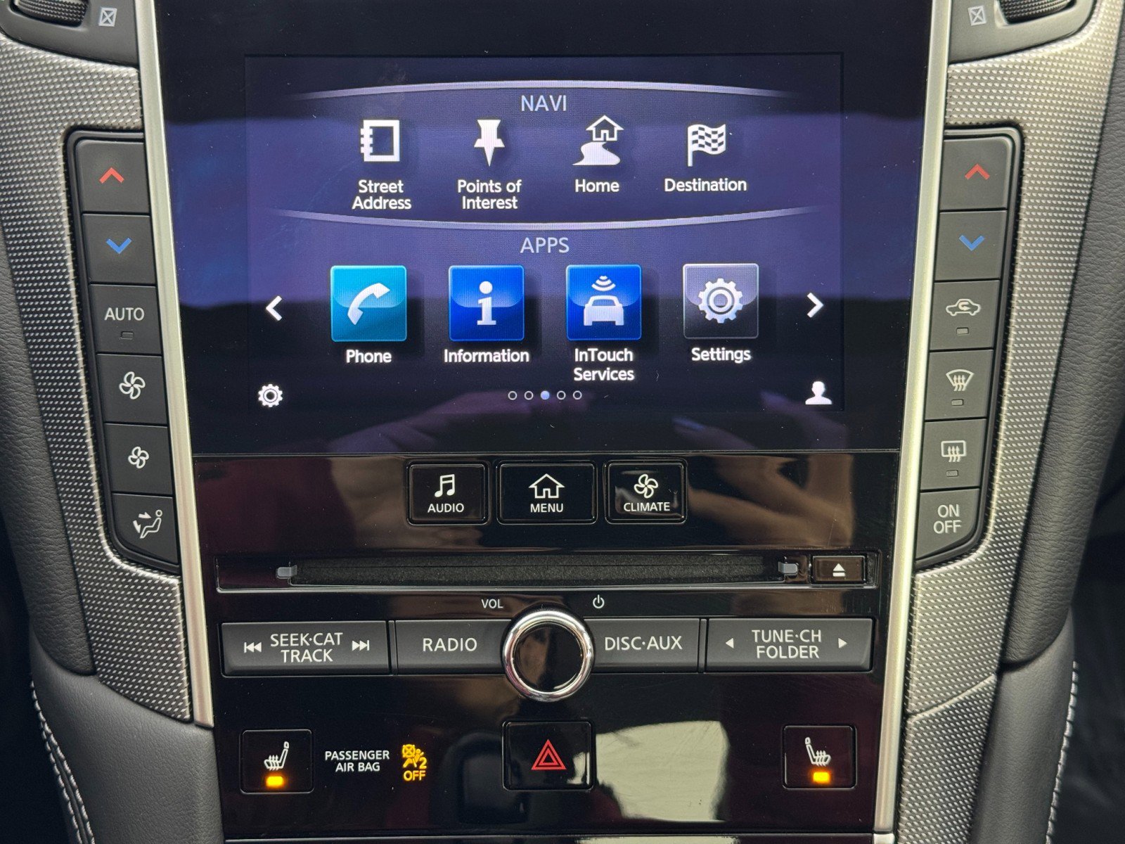 Used 2017 INFINITI Q50 3.0t Premium w/ 3.0T Premium Plus Package image 29