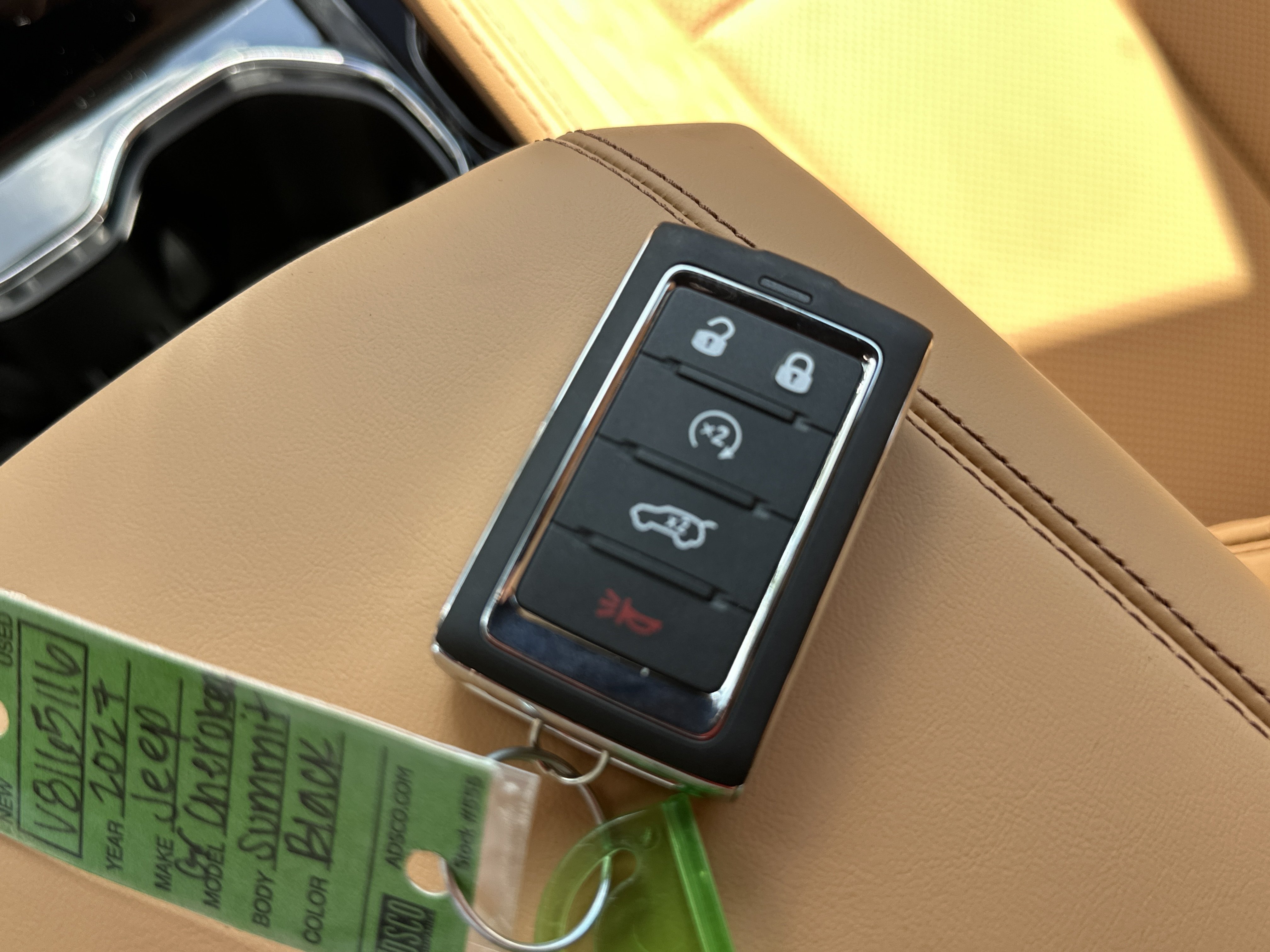 New 2027 Jeep Grand Cherokee Summit AWD/4WD image 3