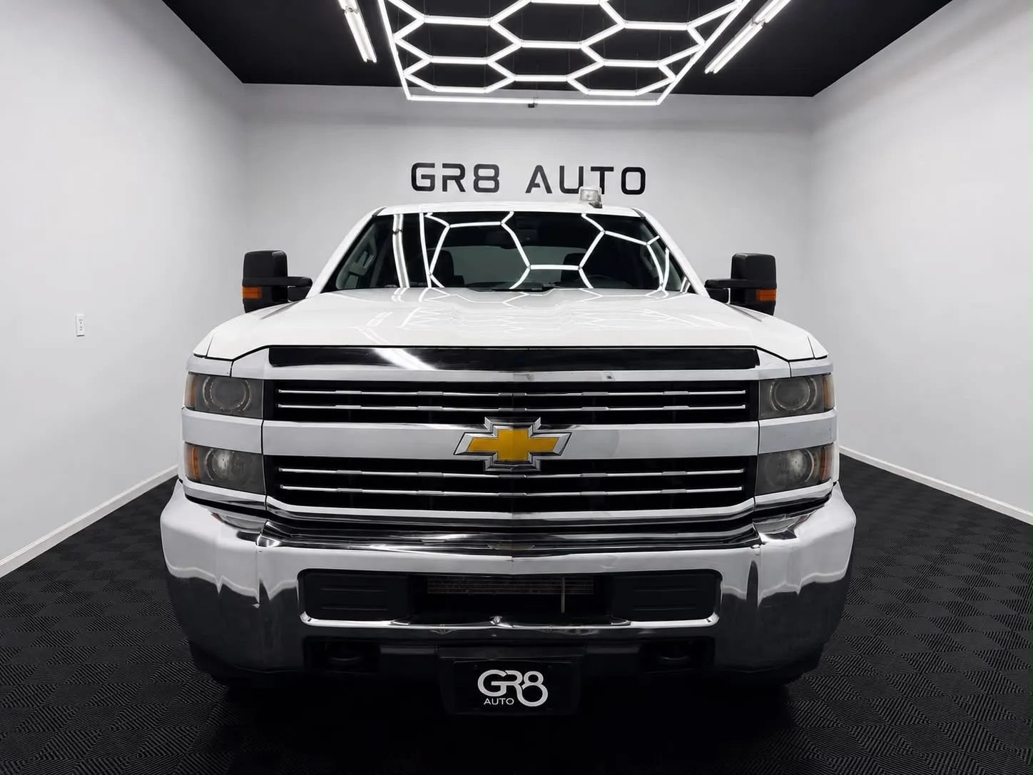 Used 2016 Chevrolet Silverado 3500 LT AWD/4WD image 2