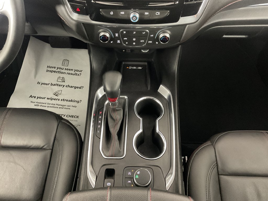 Used 2023 Chevrolet Traverse RS FWD image 14