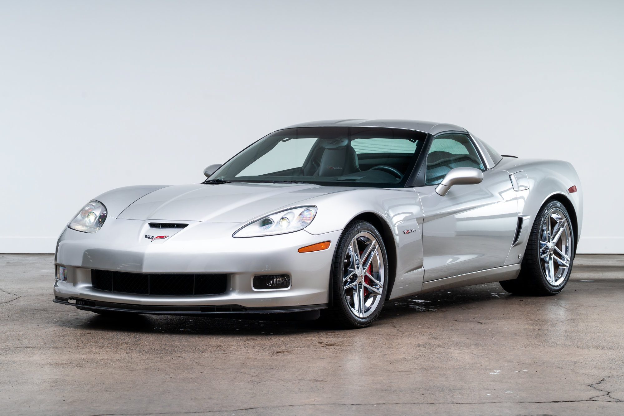 Used 2007 Chevrolet Corvette Z06 w/ Preferred Equipment Group RWD image 3