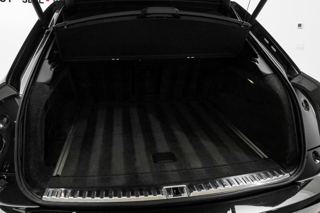 Used 2023 Bentley Bentayga Extended Wheelbase AWD/4WD image 53