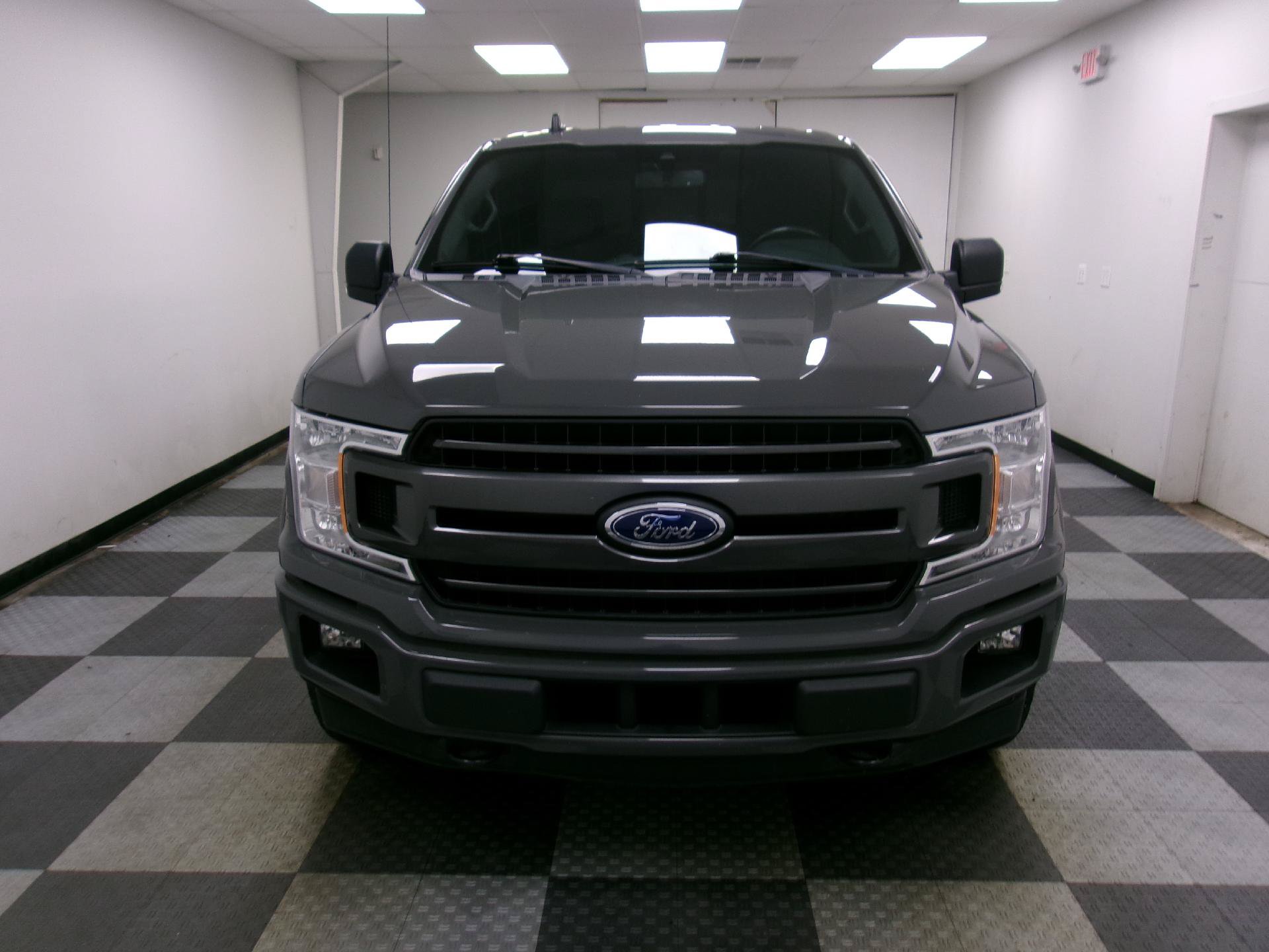 Used 2020 Ford F150 XLT w/ Equipment Group 302A Luxury AWD/4WD image 3