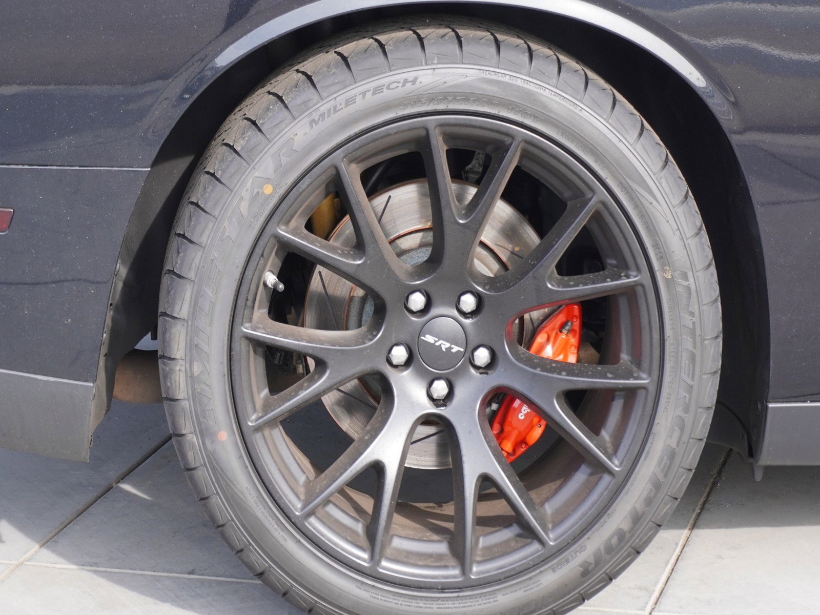 Used 2015 Dodge Challenger SRT Hellcat image 9