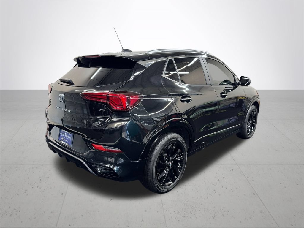 Used 2024 Buick Encore GX Sport Touring FWD image 7