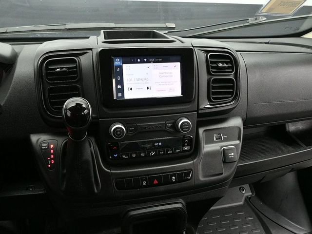 Used 2025 RAM ProMaster 2500 w/ Convenience Group image 11
