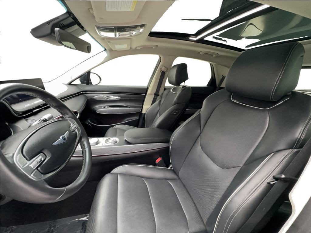 Used 2022 Genesis GV70 2.5T w/ Advanced Package AWD/4WD image 20