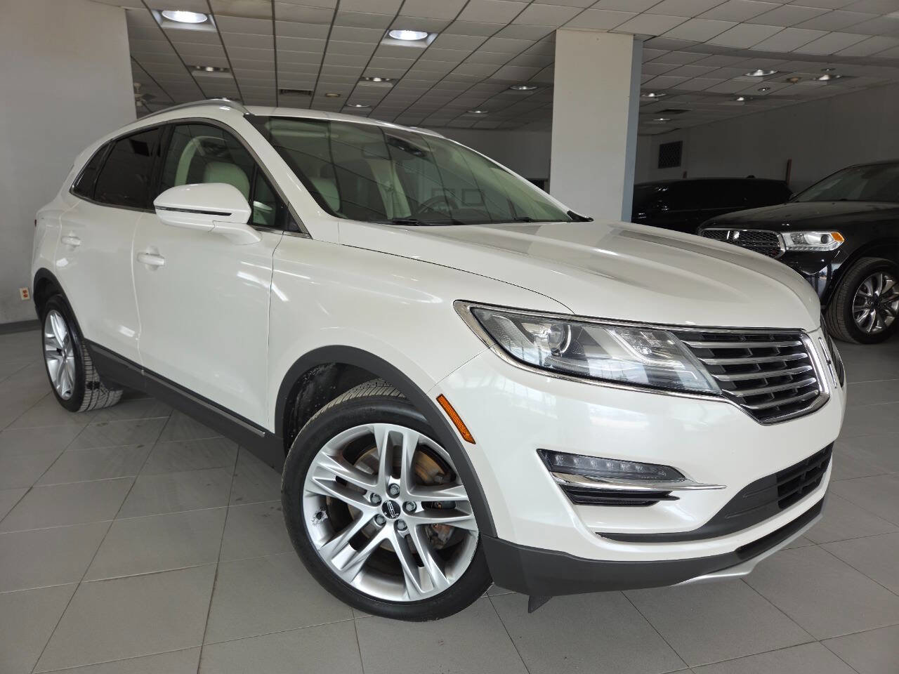 Used 2016 Lincoln MKC Reserve w/ Lincoln MKC Climate Package