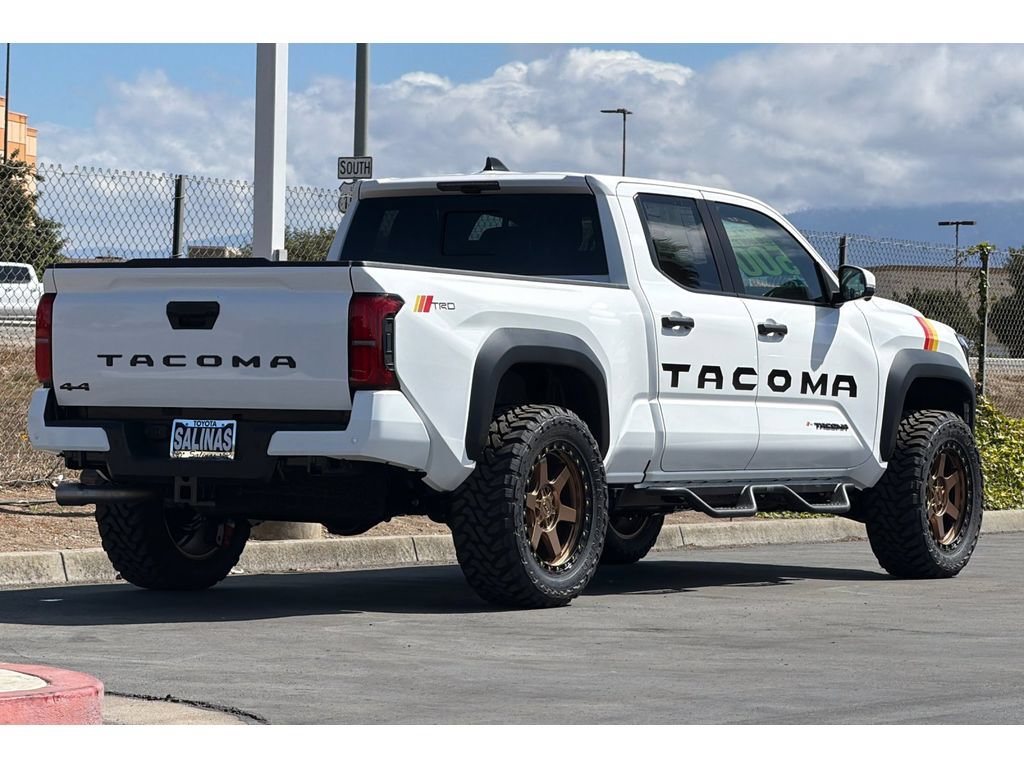New 2026 Toyota Tacoma TRD Off-Road w/ TRD Off Road Premium Package AWD/4WD image 4