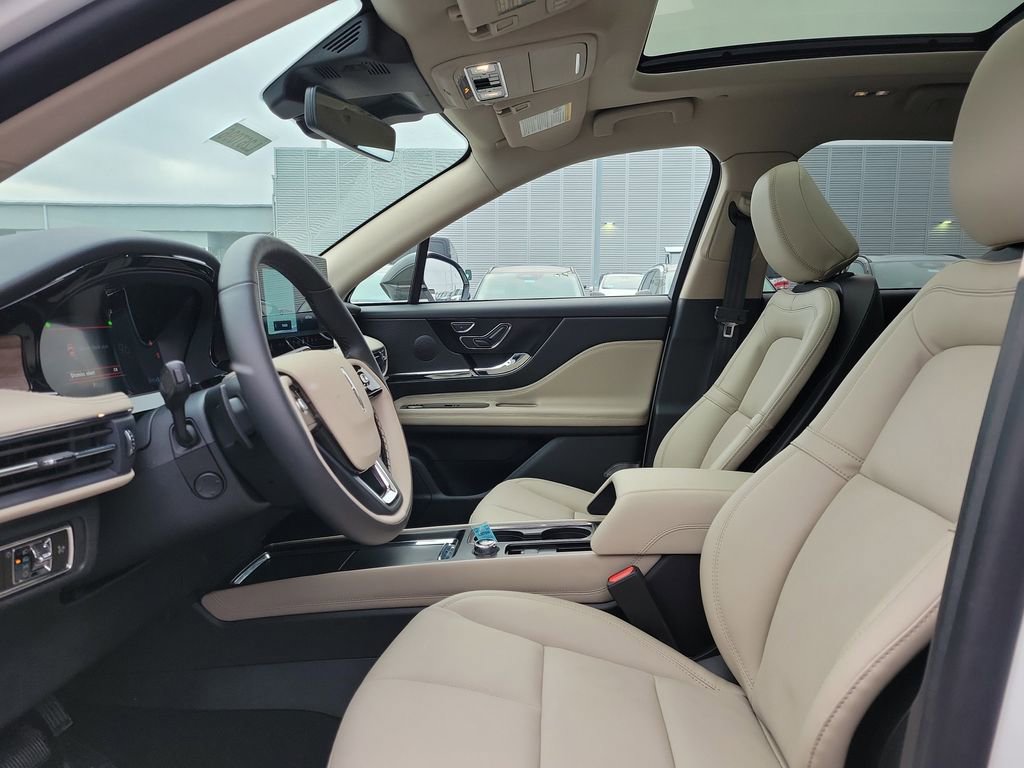 New 2026 Lincoln Corsair Grand Touring image 16