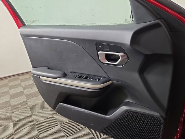 Certified 2025 Kia K4 GT-Line image 32