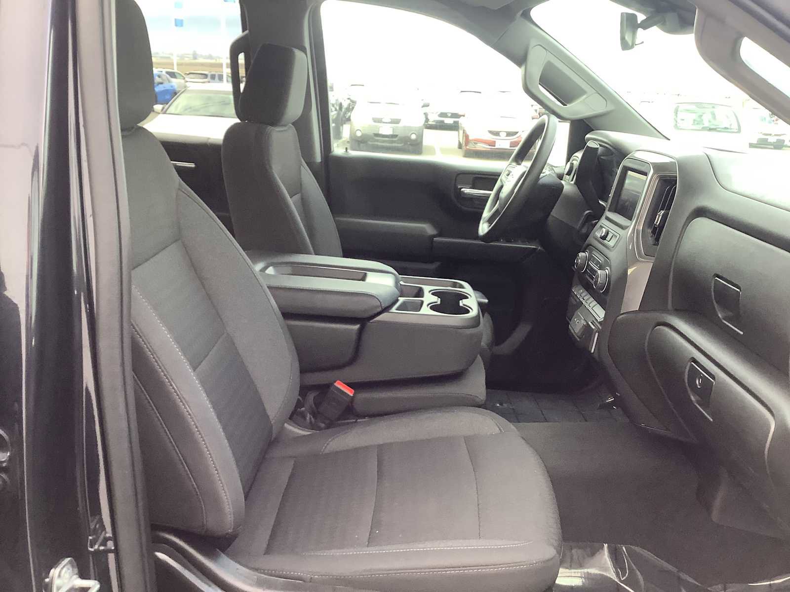 Used 2022 Chevrolet Silverado 1500 Custom image 15