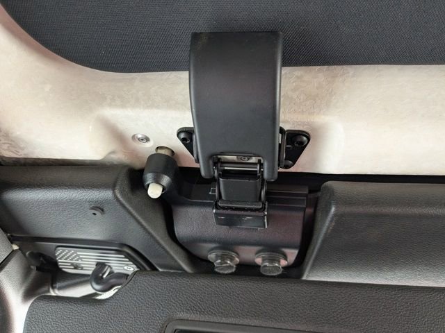 Used 2019 Jeep Wrangler Unlimited Rubicon w/ Uconnect 4C Nav & Sound Group image 31