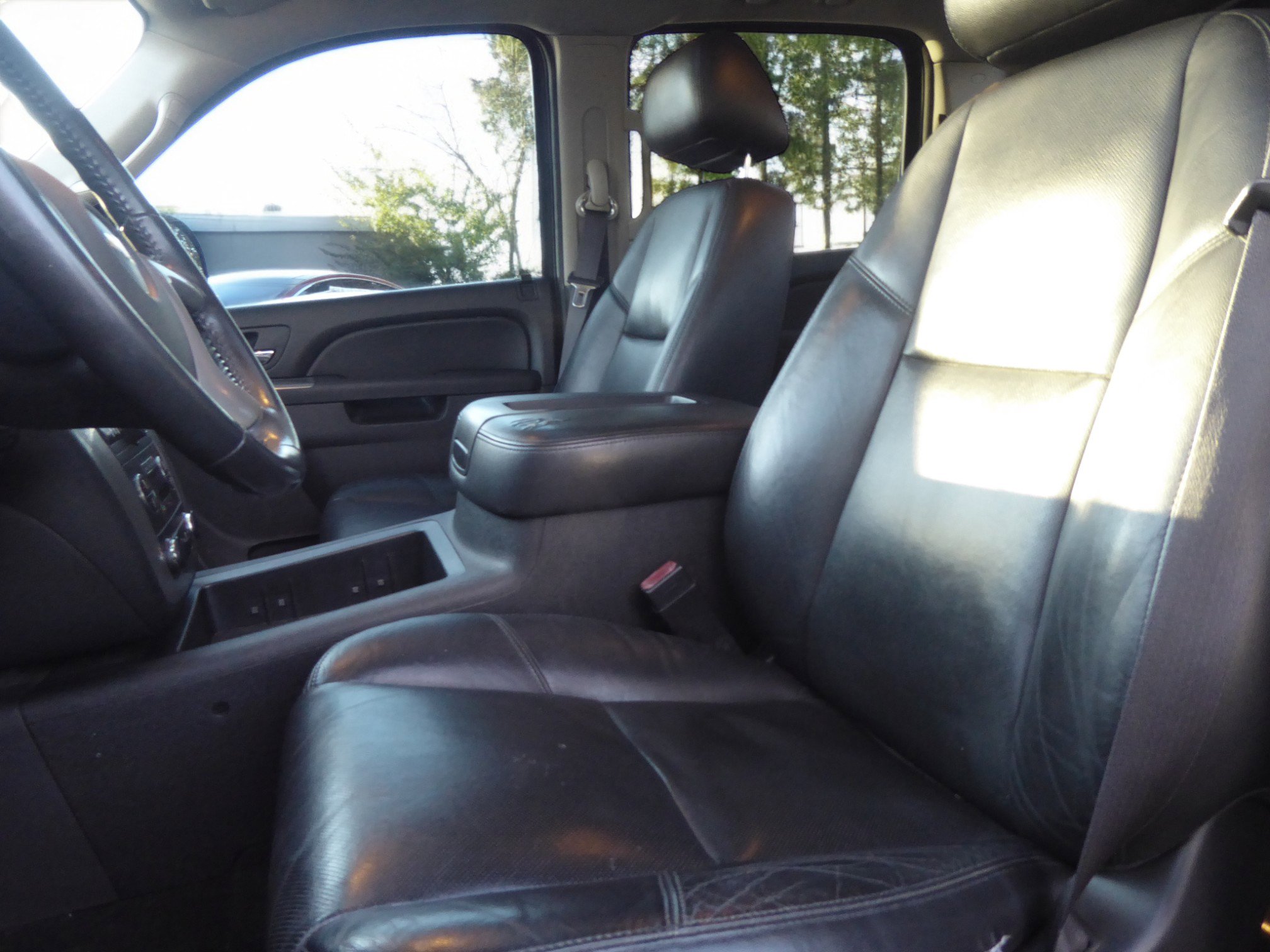 Used 2012 Chevrolet Silverado 1500 LTZ image 11