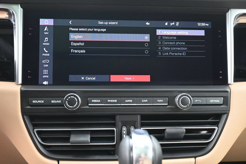 Certified 2020 Porsche Macan S AWD/4WD image 9