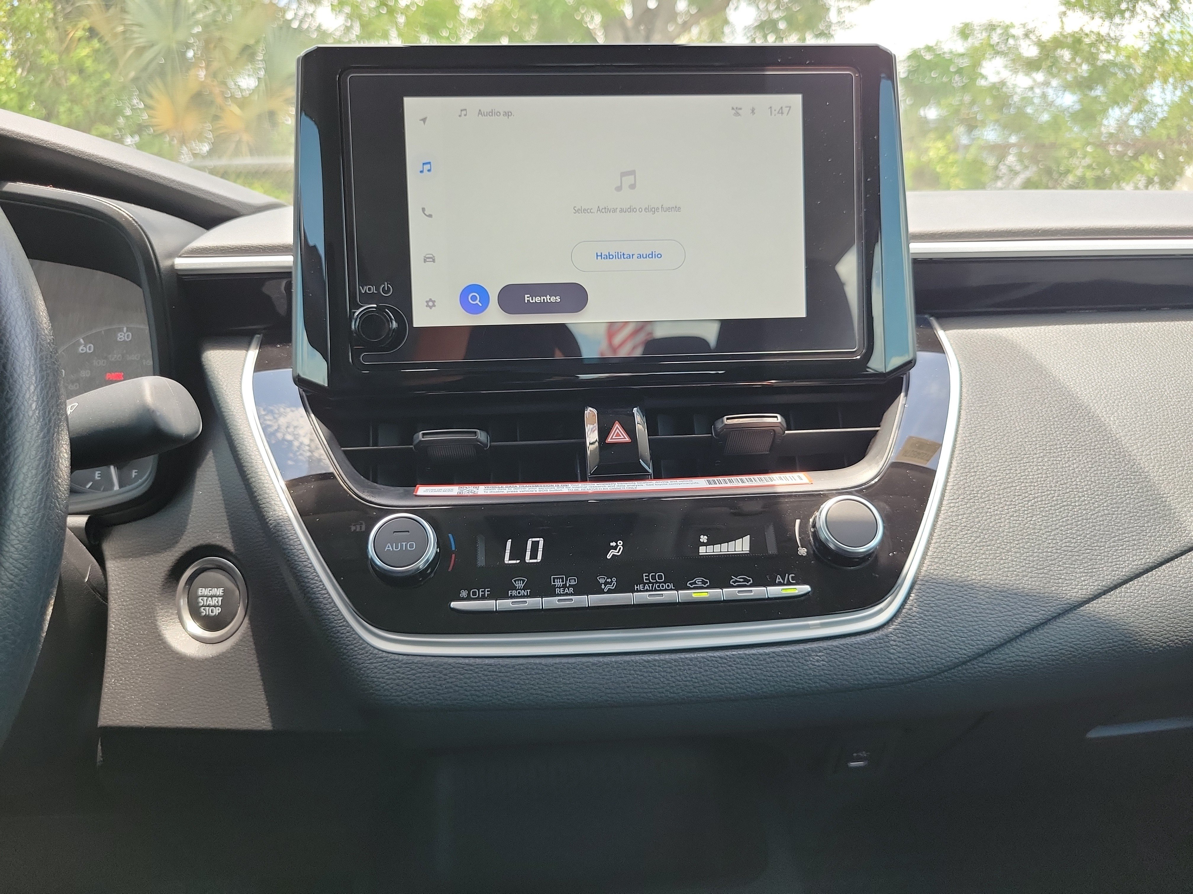 Used 2025 Toyota Corolla LE w/ Convenience Package FWD image 26