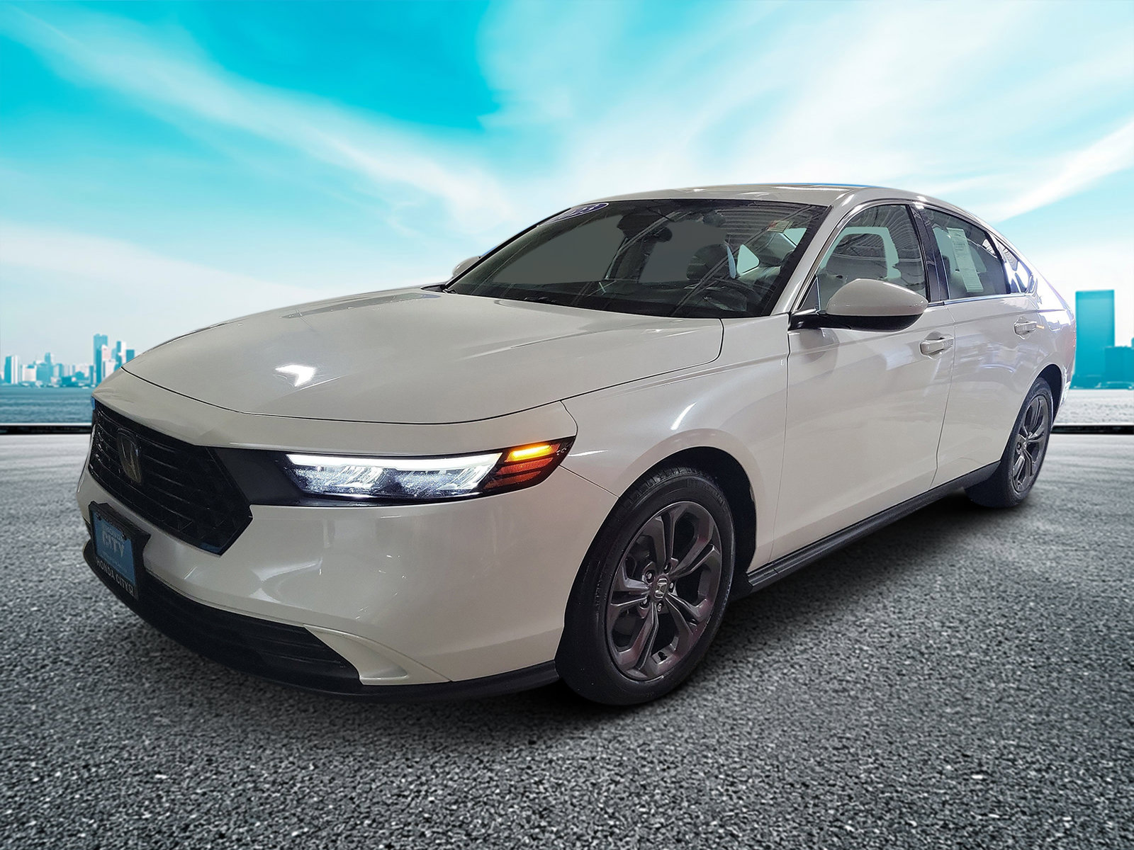 Used 2023 Honda Accord EX image 2