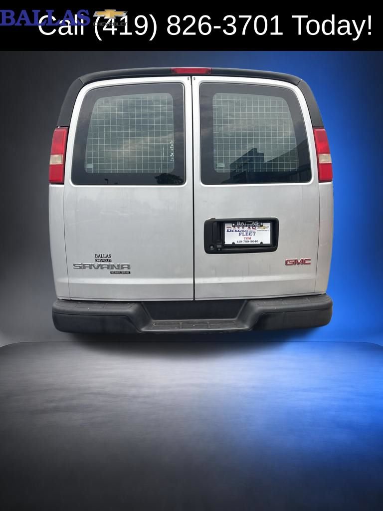 Used 2014 GMC Savana 2500 RWD image 4