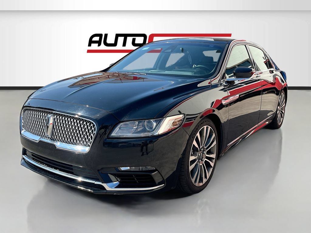 Used 2018 Lincoln Continental Reserve AWD/4WD image 3