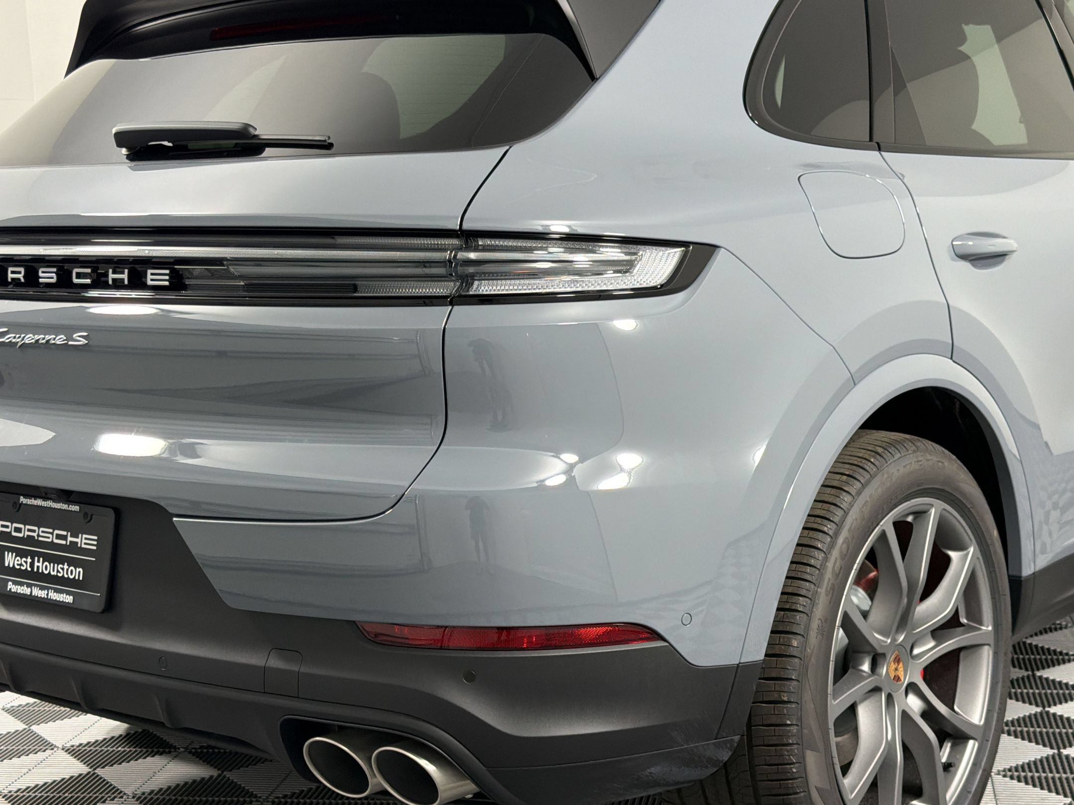 New 2026 Porsche Cayenne S AWD/4WD image 10