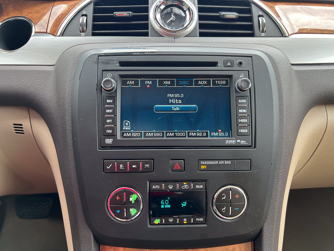 Used 2012 Buick Enclave Premium AWD/4WD image 24
