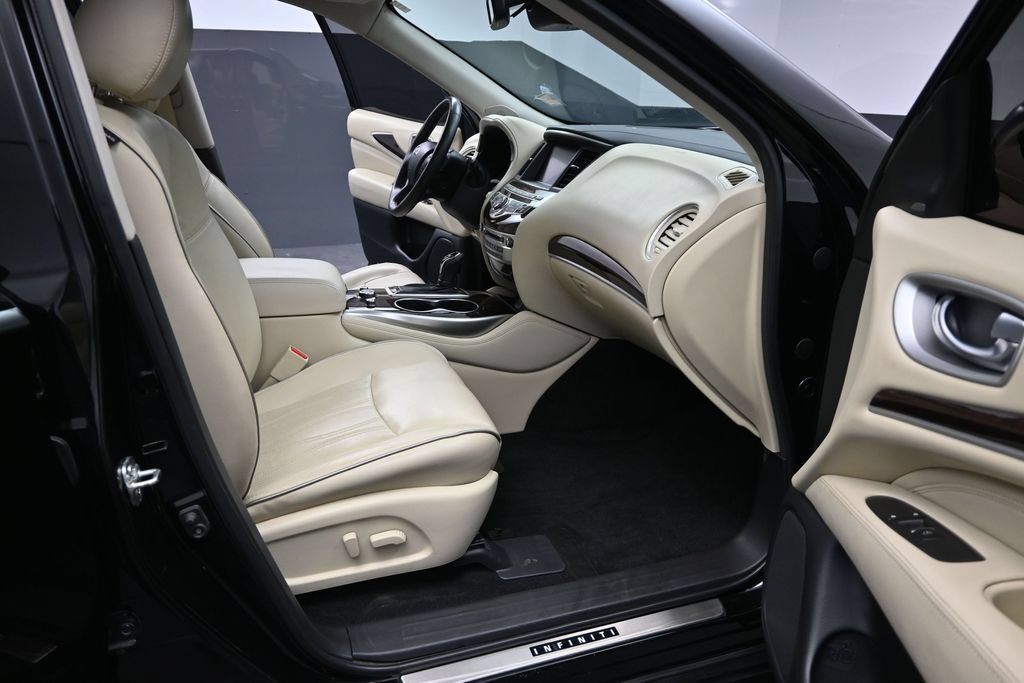 Used 2020 INFINITI QX60 Luxe w/ Sensory Package AWD/4WD image 18