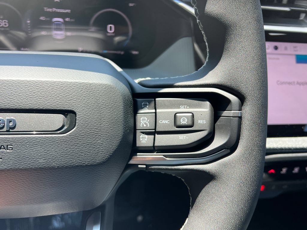 New 2026 Jeep Cherokee Laredo AWD/4WD image 22