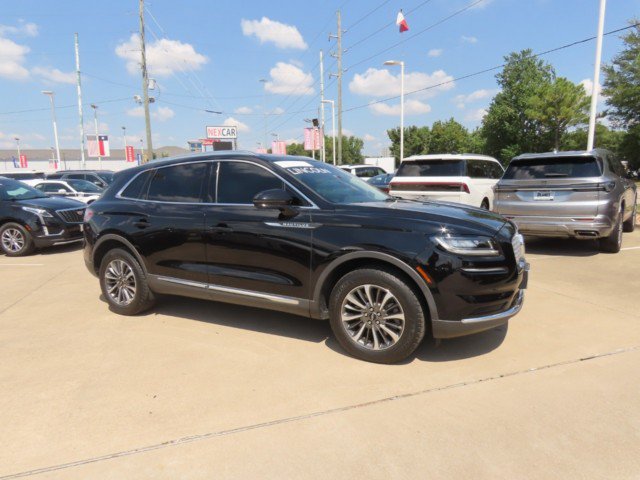 Certified 2023 Lincoln Nautilus AWD w/ Premium Package image 6