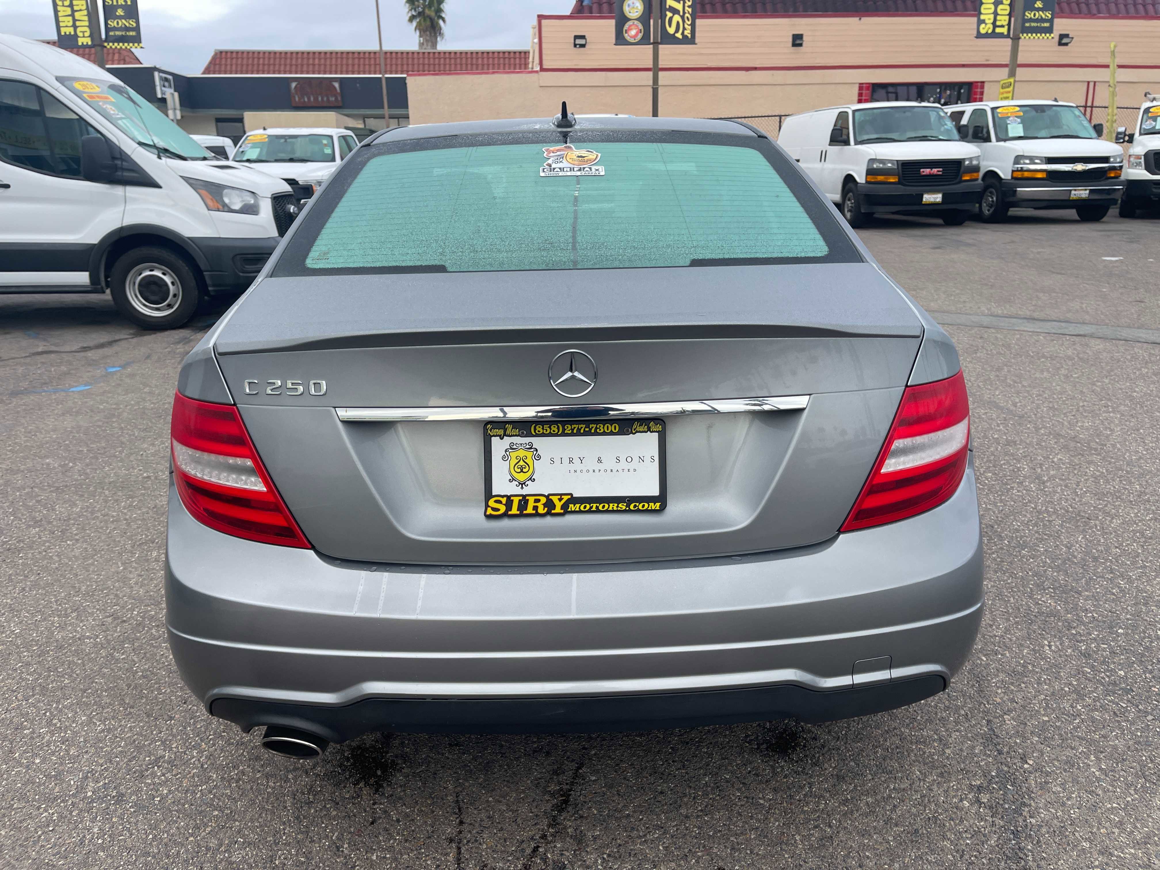 Used 2013 Mercedes-Benz C 250 Sedan w/ Premium 1 Pkg image 4