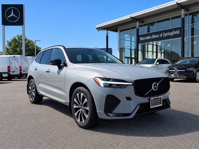 Used 2024 Volvo XC60 B5 Plus w/ Climate Package AWD/4WD image 1